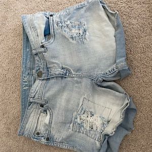 Rue 21 Size 9/10 Light Colored Shorts